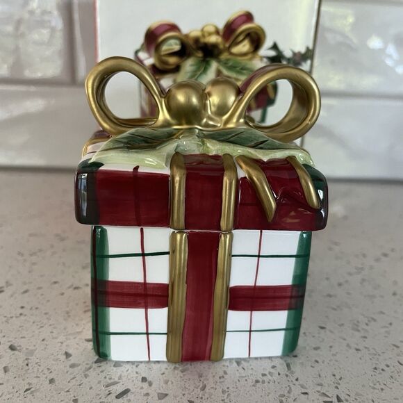 FITZ and FLOYD Holiday Ceramic Plaid Christmas Candy Jar Trinket Box with Lid - Picture 1 of 5